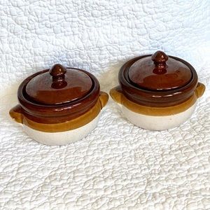 Vintage small casserole dish set